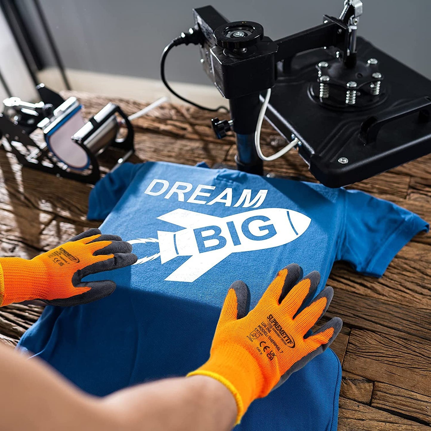 7-Gauge Fleece-Lined Latex Coated Winter Work Gloves