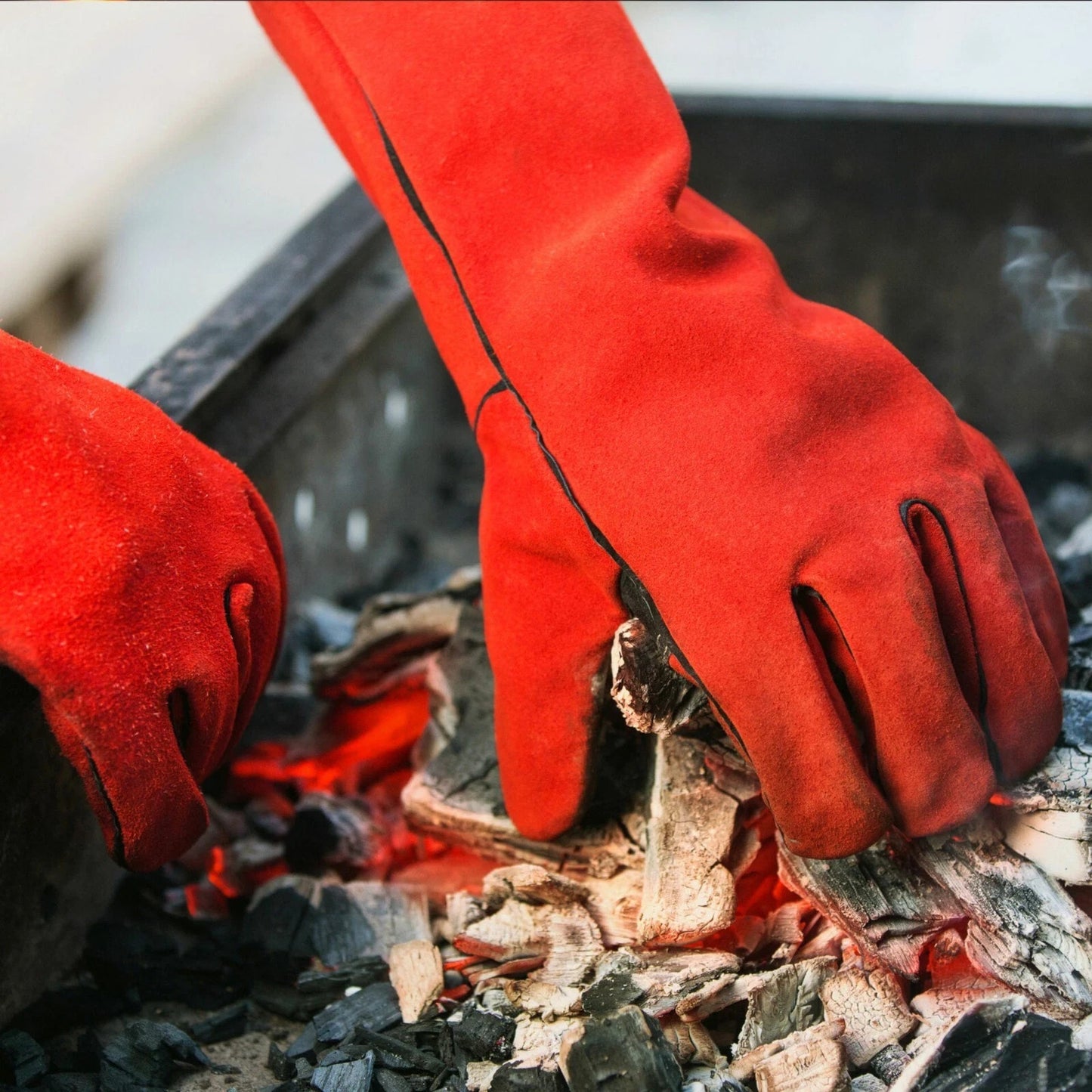 Welding Glove heat resistant closeup